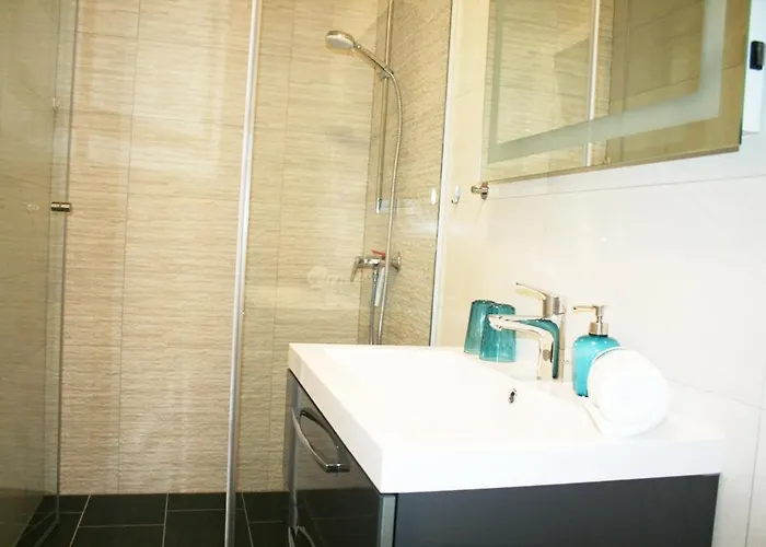 White Anchor * Vodice